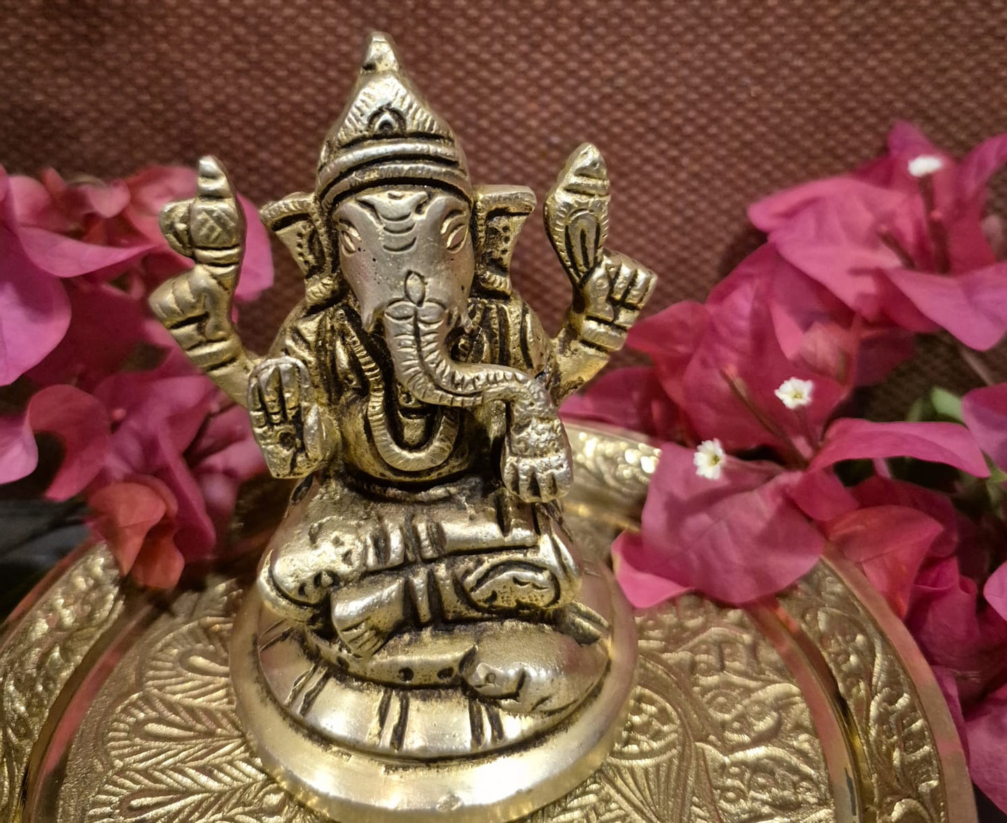 Vinayaka/brass/419gms/ht3.3inch