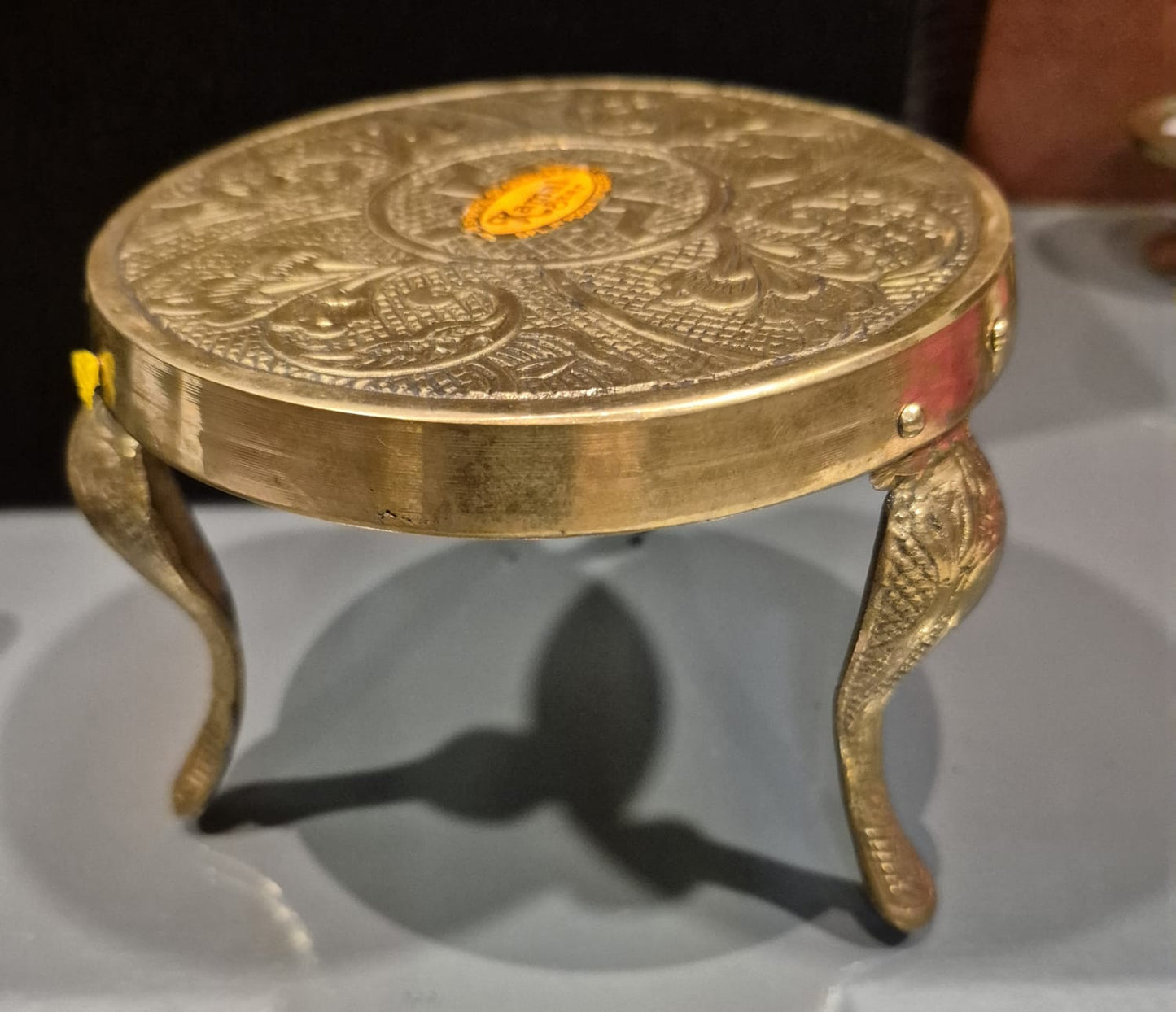 pooja stand/Brass round/373gms