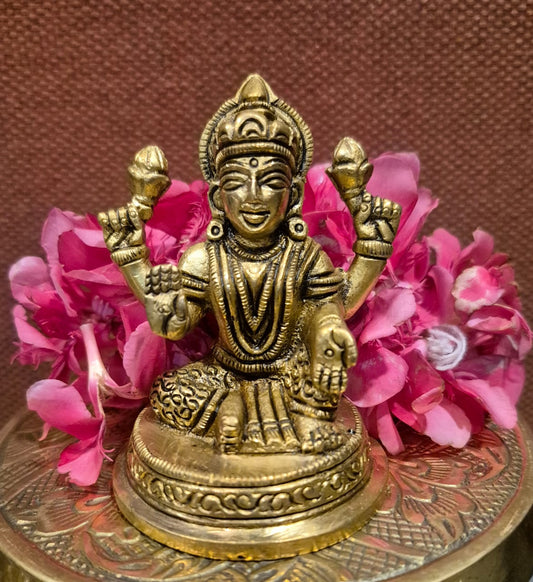 goddess Lakshmi   brass wt320gms ht 3.5