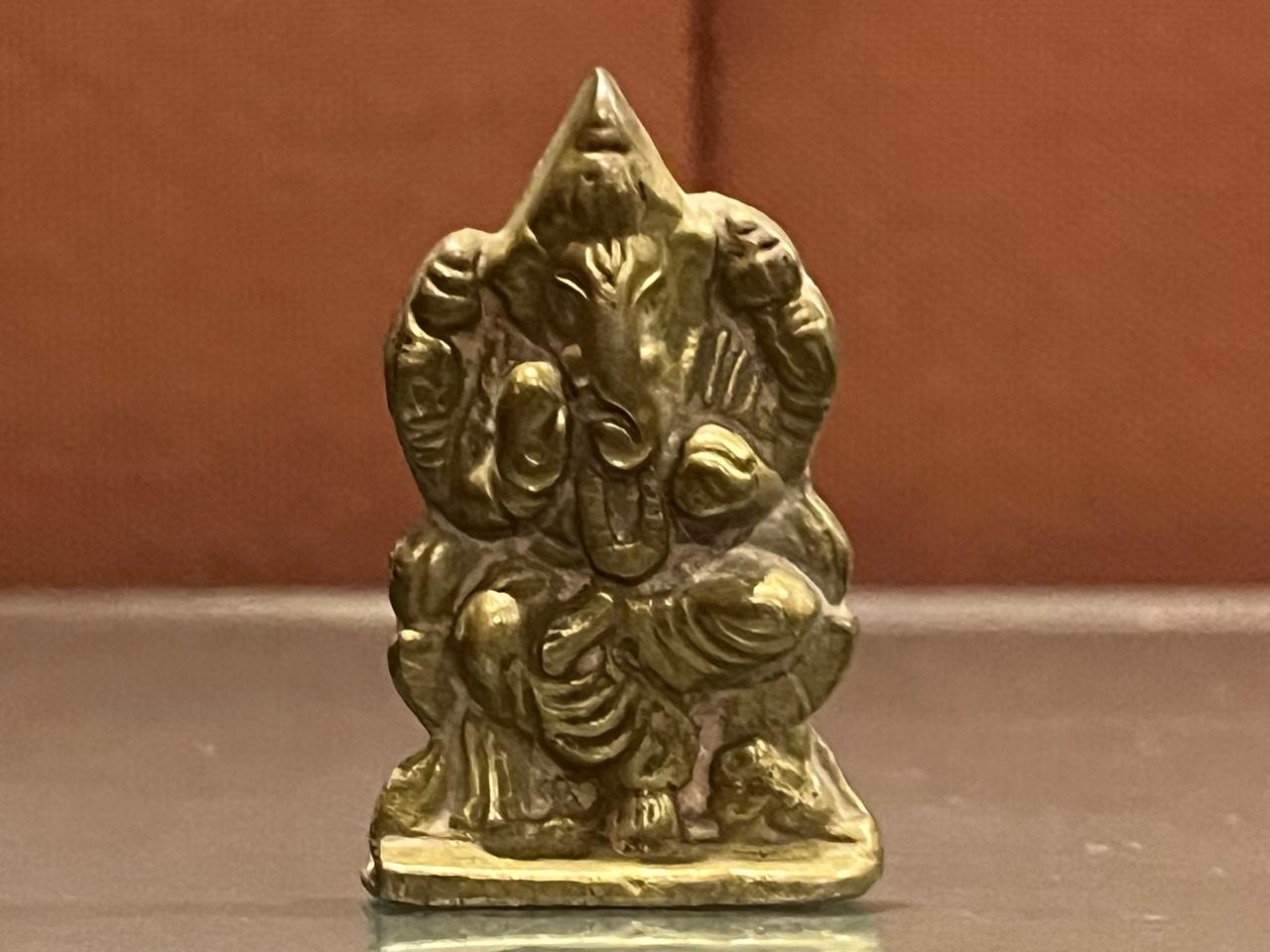 Ganesha  /5 ganesha/different wt and price.