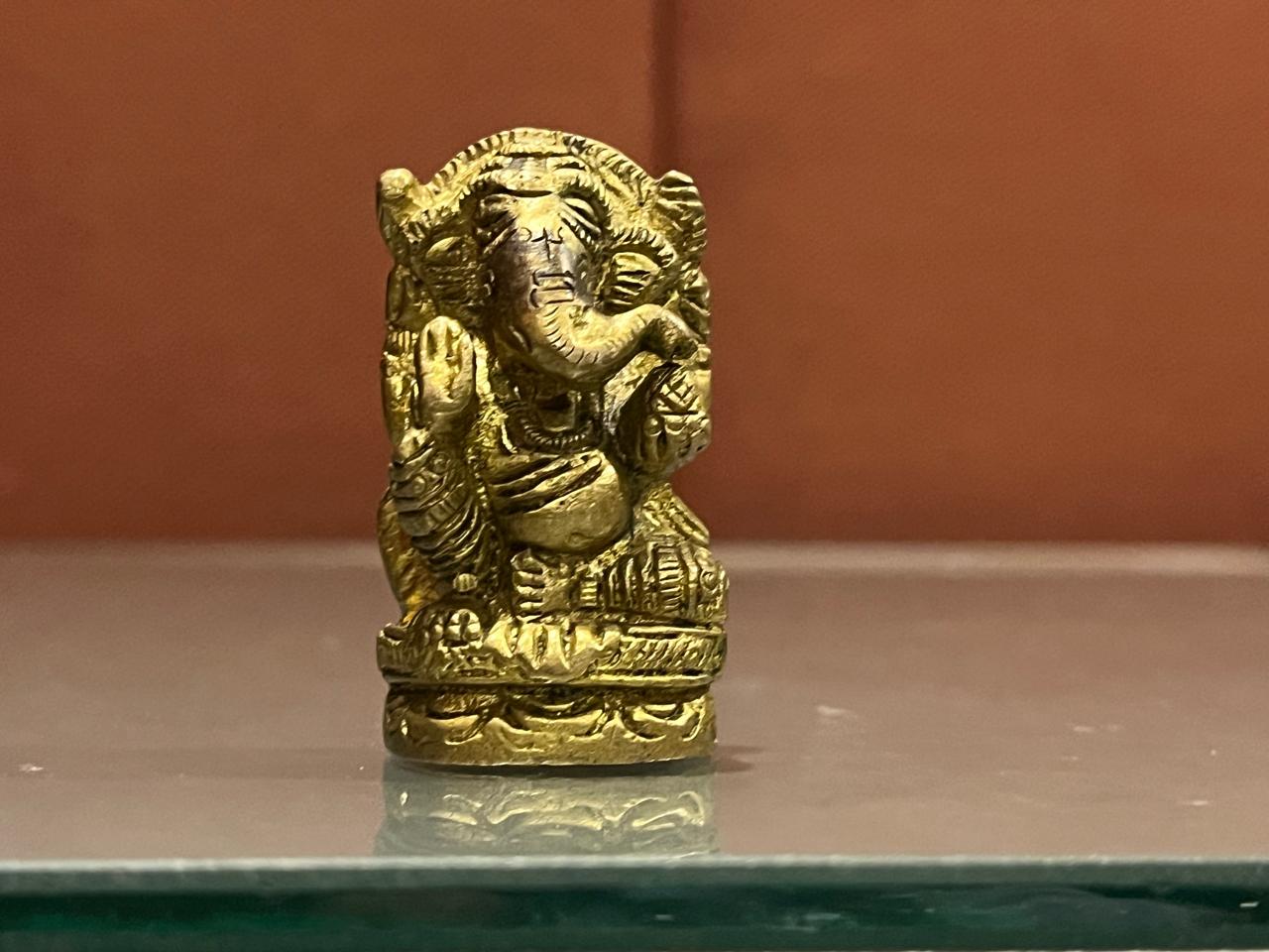 Ganesha  /5 ganesha/different wt and price.