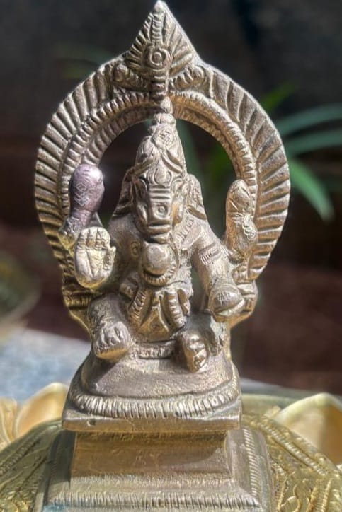 Ganesha /brass/wt701gms