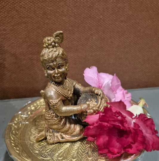 "Krishna eating butter" copper 457gms ht 3inch